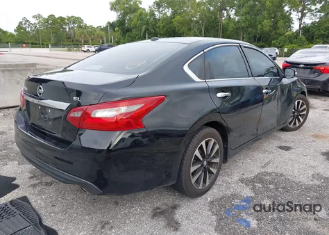 2018 Nissan Altima 2.5 Sl из США, поврежденный, VIN 1N4AL3AP8JC135323